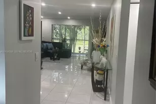 1110 SW 125th Ave, Pembroke Pines, FL 33027 - Photo 3
