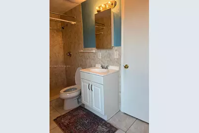 88X0 SW 18th Ter #B, Miami, FL 33165 - Photo 7