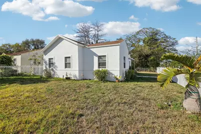 6402 NW 8th Ave, Miami, FL 33150 - Photo 21