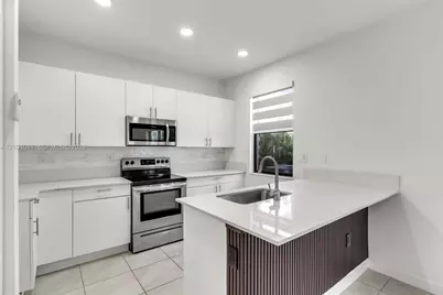 24710 SW 119th Ct, Homestead, FL 33032 - Photo 11