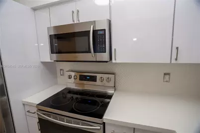 3755 NE 167th St #8, North Miami Beach, FL 33160 - Photo 11