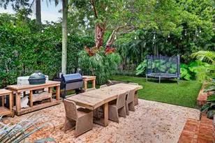 521 San Juan Dr, Coral Gables, FL 33143 - Photo 43