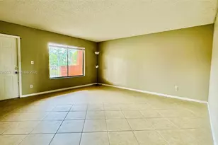 6900 SW 39th St, Davie, FL 33314 - Photo 5