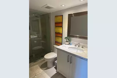 1000 Quayside Ter #905, Miami, FL 33138 - Photo 9