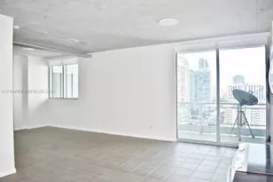690 SW 1st Ct, Miami, FL 33130 - Photo 5