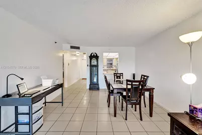 3001 W Rolling Hills Cir #702, Davie, FL 33328 - Photo 17