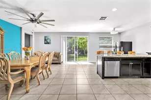 2190 SE 2nd St, Homestead, FL 33033 - Photo 5