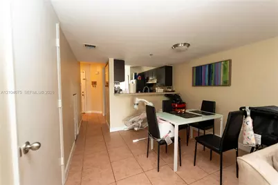 158 Riviera Cir #19-3, Weston, FL 33326 - Photo 5