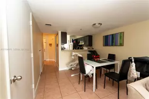 158 Riviera Cir, Weston, FL 33326 - Photo 5