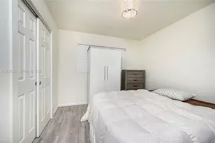 10455 SW 43rd Terrace, Miami, FL 33165 - Photo 11