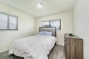 10455 SW 43rd Terrace, Miami, FL 33165 - Photo 9