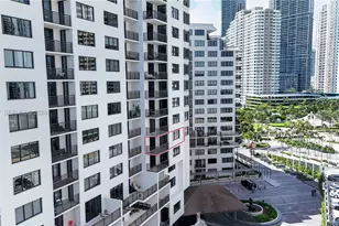 540 Brickell Key Dr, Miami, FL 33131 - Photo 25