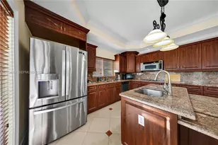 51 W Plaza Del Lago, Islamorada, FL 33036 - Photo 23
