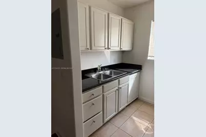 750 Jefferson Ave #12, Miami Beach, FL 33139 - Photo 5