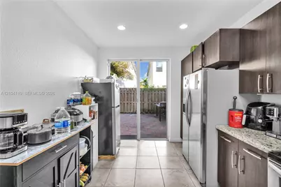 1429 SE 26th Ave, Homestead, FL 33035 - Photo 11