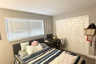 8425 NW 8th St, Miami, FL 33126 - Photo 17