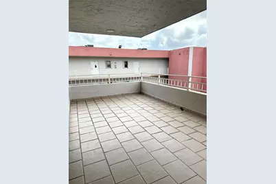 8425 NW 8th St #401, Miami, FL 33126 - Photo 41
