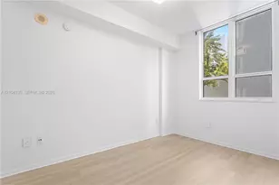 234 NE 3rd St, Miami, FL 33132 - Photo 9
