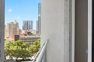 234 NE 3rd St, Miami, FL 33132 - Photo 11