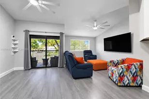 1657 NW 81st Way, Plantation, FL 33322 - Photo 5