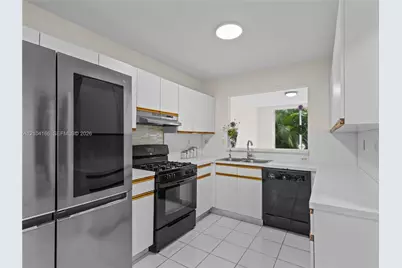 4521 NW 102nd Ct, Doral, FL 33178 - Photo 11