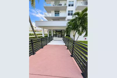 2829 Indian Creek Dr #410, Miami Beach, FL 33140 - Photo 3