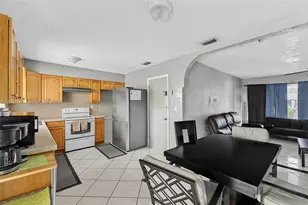 2440 Largo Dr, Miramar, FL 33023 - Photo 7
