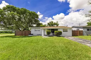 2440 Largo Dr, Miramar, FL 33023 - Photo 31
