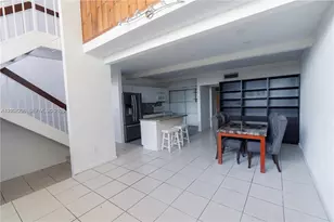 19200 NE 25th Ave, Miami, FL 33180 - Photo 3