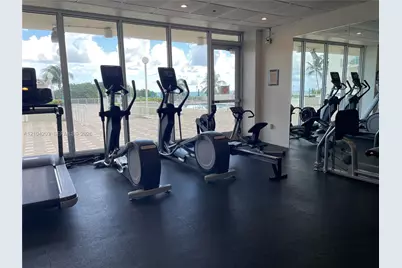 5701 Collins Ave #911, Miami Beach, FL 33140 - Photo 29