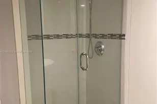 5701 Collins Ave, Miami Beach, FL 33140 - Photo 19