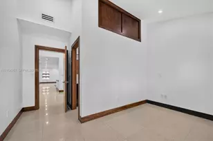 7001 Robles St, Coral Gables, FL 33143 - Photo 25