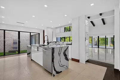 7001 Robles St, Coral Gables, FL 33143 - Photo 35