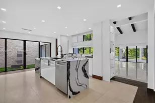 7001 Robles St, Coral Gables, FL 33143 - Photo 35