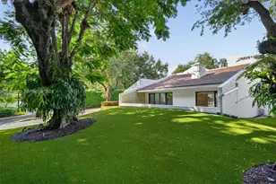 7001 Robles St, Coral Gables, FL 33143 - Photo 3