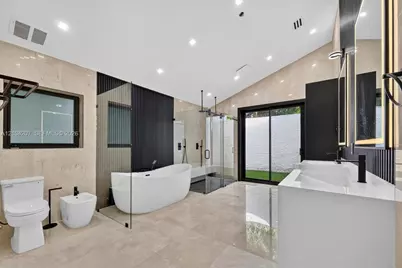 7001 Robles St, Coral Gables, FL 33143 - Photo 63