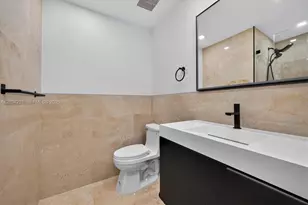 7001 Robles St, Coral Gables, FL 33143 - Photo 47