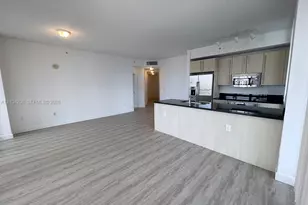 79 SW 12th St, Miami, FL 33130 - Photo 3