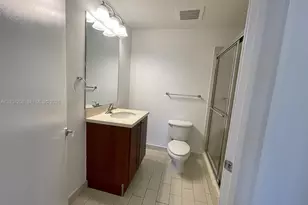 79 SW 12th St, Miami, FL 33130 - Photo 9