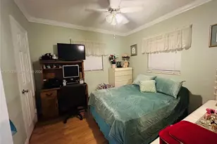 160 W 53rd Terrace, Hialeah, FL 33012 - Photo 13