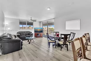 3849 NE 169th St, North Miami Beach, FL 33160 - Photo 7
