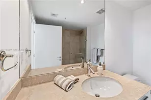 400 Alton Rd, Miami Beach, FL 33139 - Photo 17