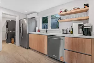 718 NE 87th St, Miami, FL 33138 - Photo 21