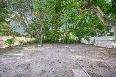 1170 NW 120th St, North Miami, FL 33168 - Photo 27