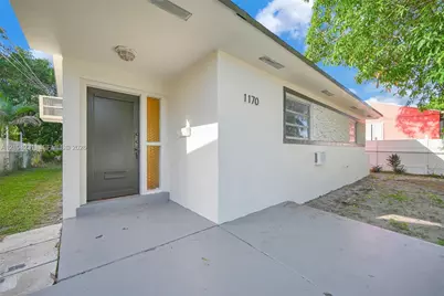 1170 NW 120th St, North Miami, FL 33168 - Photo 3