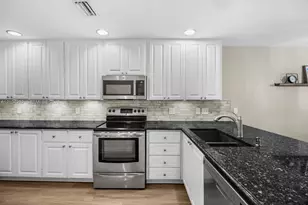 141 Rivinia Dr, Jupiter, FL 33458 - Photo 13