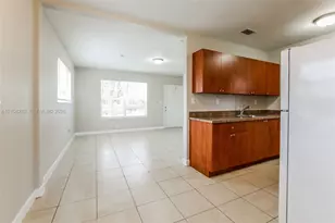 1250 NE 207th Terrace, Miami, FL 33179 - Photo 5