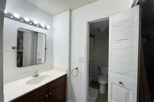 10121 W Sunrise Blvd, Plantation, FL 33322 - Photo 29