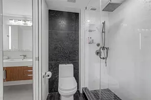 2301 Collins Ave, Miami Beach, FL 33139 - Photo 5