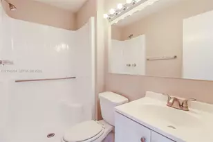 7701 SW 7th Ct, North Lauderdale, FL 33068 - Photo 13